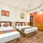 Fabhotel Shri Sai Dx - Nr Adarsh Nagar Metro
