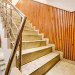 Fabhotel Shri Sai Dx - Nr Adarsh Nagar Metro