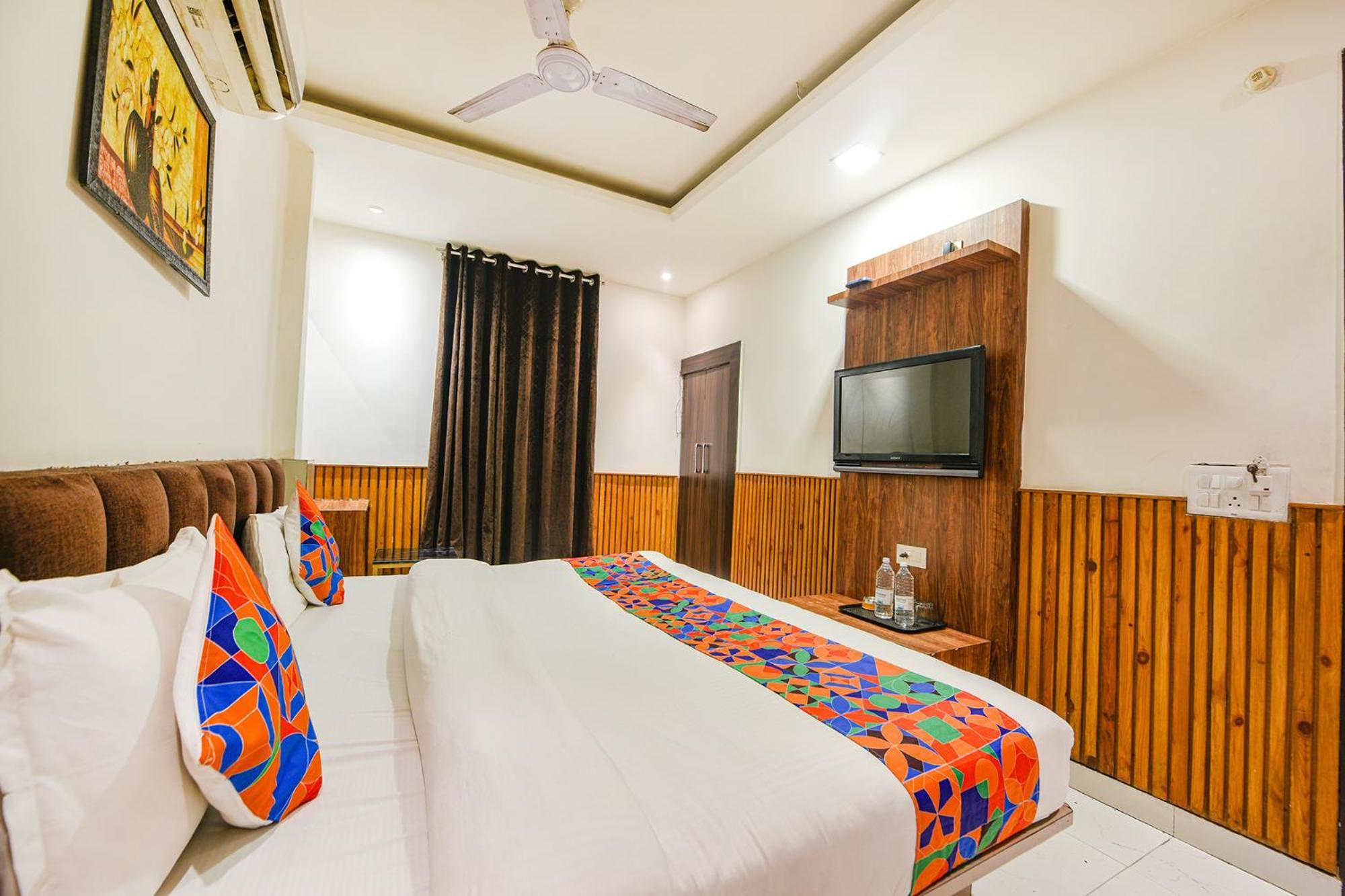 Fabhotel Shri Sai Dx - Nr Adarsh Nagar Metro Delhi (National Capital Territory of India)